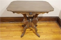 Victorian Eastlake Style Accent Parlor Table