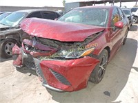 2018 Toyota Camry 4T1B11HKXJU612049 Red