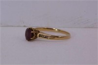 14K yellow gold ladies garnet ring, size 7 1/4