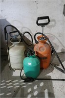 3 HAND SPRAYERS