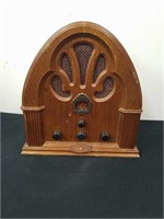 Vintage AM FM collector's edition radio