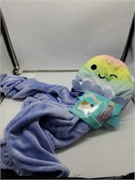 Squishmallow hooded throw
