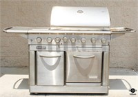 Propane BBQ Pit w/Oven