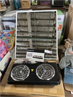 1 LOT: (1) WHITE MIRROR & (1) ELECTRIC COOKTOP