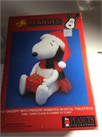 Snoopy Animated  Musical Tablepiece