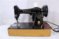 Vintage Singer 99-31 Portable Sewing Machine