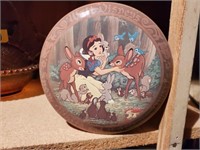 Snow White canister
made in England
