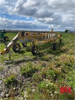 OFFSITE: 2013 Bridgeview 14 whl Hayrake