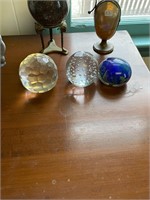 3 Paper Weights