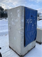 Insulated Shipping Container