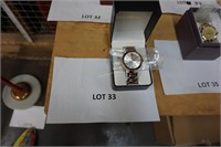 men's quartz wrist watch with battery, untested
