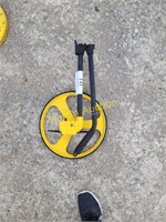 tape measure wheel