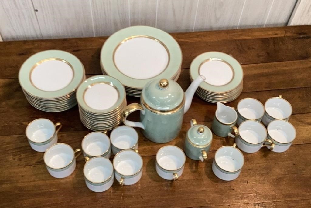 50pcs Fitz and Floyd Renaissance Mint China Set