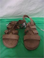 Old Navy Sandles Size 8