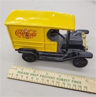 Cast iron Coca-Cola truck approx 6 inches long