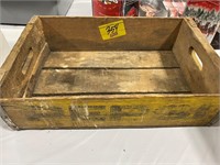 ANTIQUE WOODEN PEPSI SODA CRATE