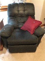 Recliner and pillow