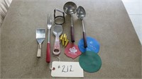 MISC KITCHEN UTENSILS