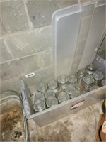 TOTE OF CLEAR GLASS SQUARE JARS WITH LIDS