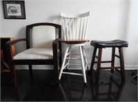 Lot #1899 - Upholstered open arm chair, swivel