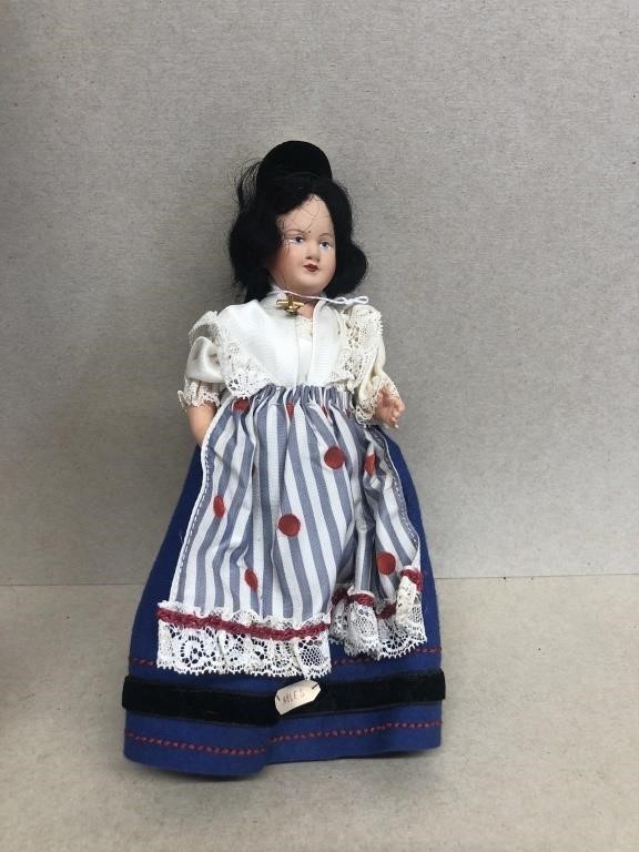 AUCTION- GOLD - Irons - POTTERY - Dolls - MORE! 400+ Lots!
