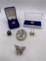 MISC. LOT -VINTAGE BROOCH,DICE,PINS,BUTTERFLY CLIP