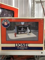 LIONEL 128 NEWSTAND