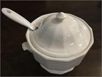 PFALTZGRAFF SOUP TUREEN