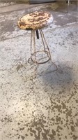 Metal round stool