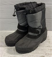 Men's Snow Boots - Size 8