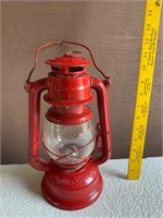 225 Swallow Brand Lantern