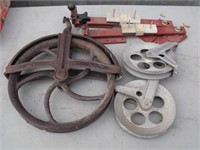 Vintage Well Pulley & Clothes Line Pulleys