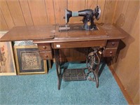 Singer pedal sewing machine and drawer contents