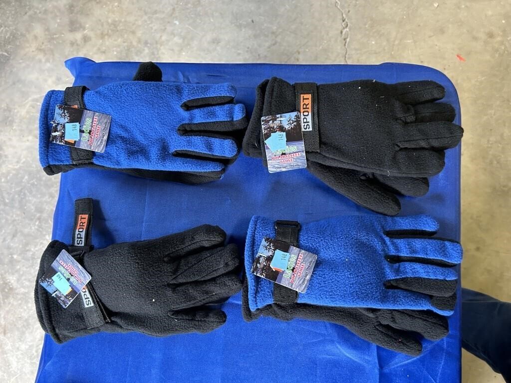 4 Pair Gloves new