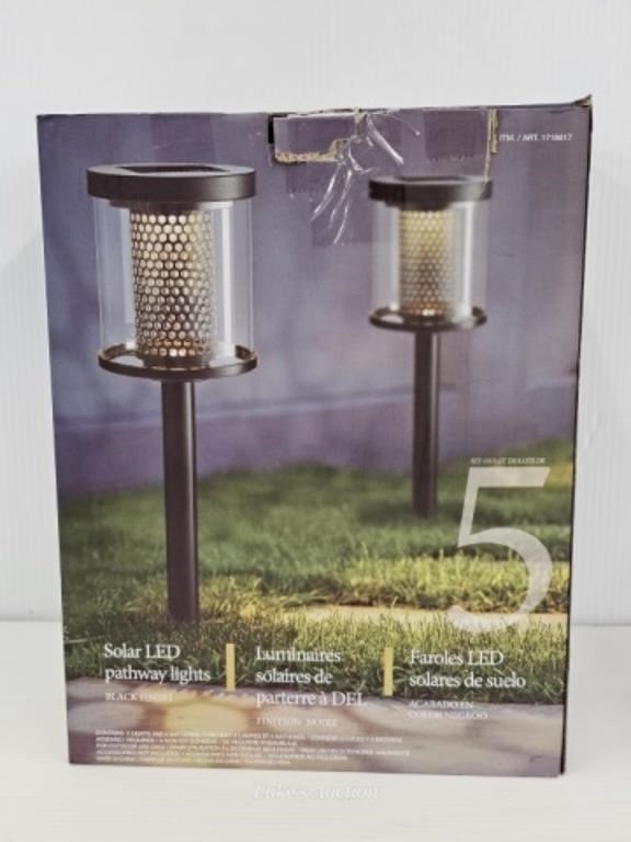 5 SOLAR LED LIGHTS - SLIGHTLY USED