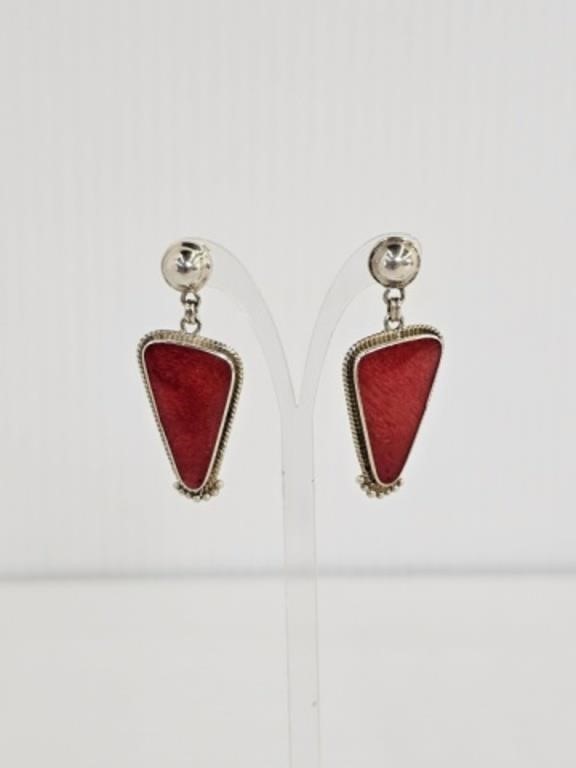 STERLING SILVER SAJEN EARRINGS WITH RED JASPER