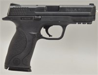 Smith & Wesson M&P40  40 cal Pistol 14+1
