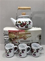 Tea Kettle & Cups(3)