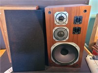 Vintage Stereo Equipment & Apple Computer Online Auction