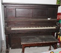 NEWTON PLAYER PIANO & BENCH