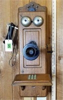 Kellogg Oak Wall Telephone