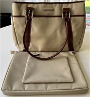 J - LOT OF 2 PURSES (M17 1)