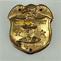 DICK TRACY DETECTIVE CLUB LEATHER BACK BADGE PIN