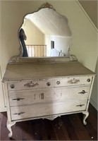 2-Over-2 Painted Queen Anne Foot Dresser w/ Mirror