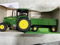 John Deere farm set die cast