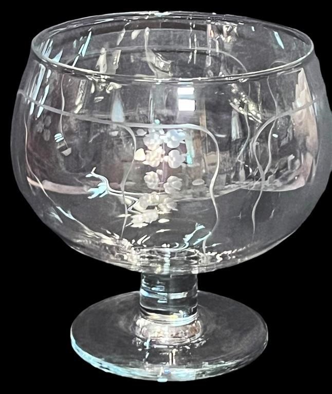 Beautiful 8" Etched Glass Console Bowl