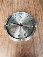 12" quartz wall clock