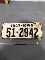 1947 Iowa license plate