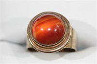 Vintage 9ct banded agate dress ring,