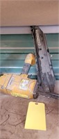 Round Head Pneumatic Nail Gun